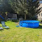 Apartment Urlaubsmagie - Ferienwohnung Uhunest - Gemeinschaftsgarten Mit Pool & Sauna Sebnitz
