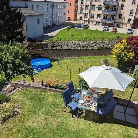 Urlaubsmagie - Uhunest - Gemeinschaftsgarten Mit Pool & Sauna