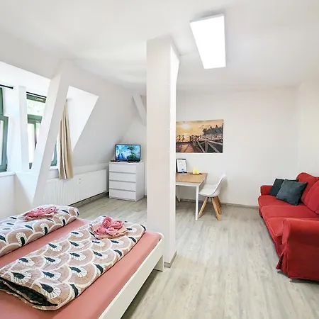 Apartamento Urlaubsmagie - Uhunest - Gemeinschaftsgarten Mit Pool & Sauna *